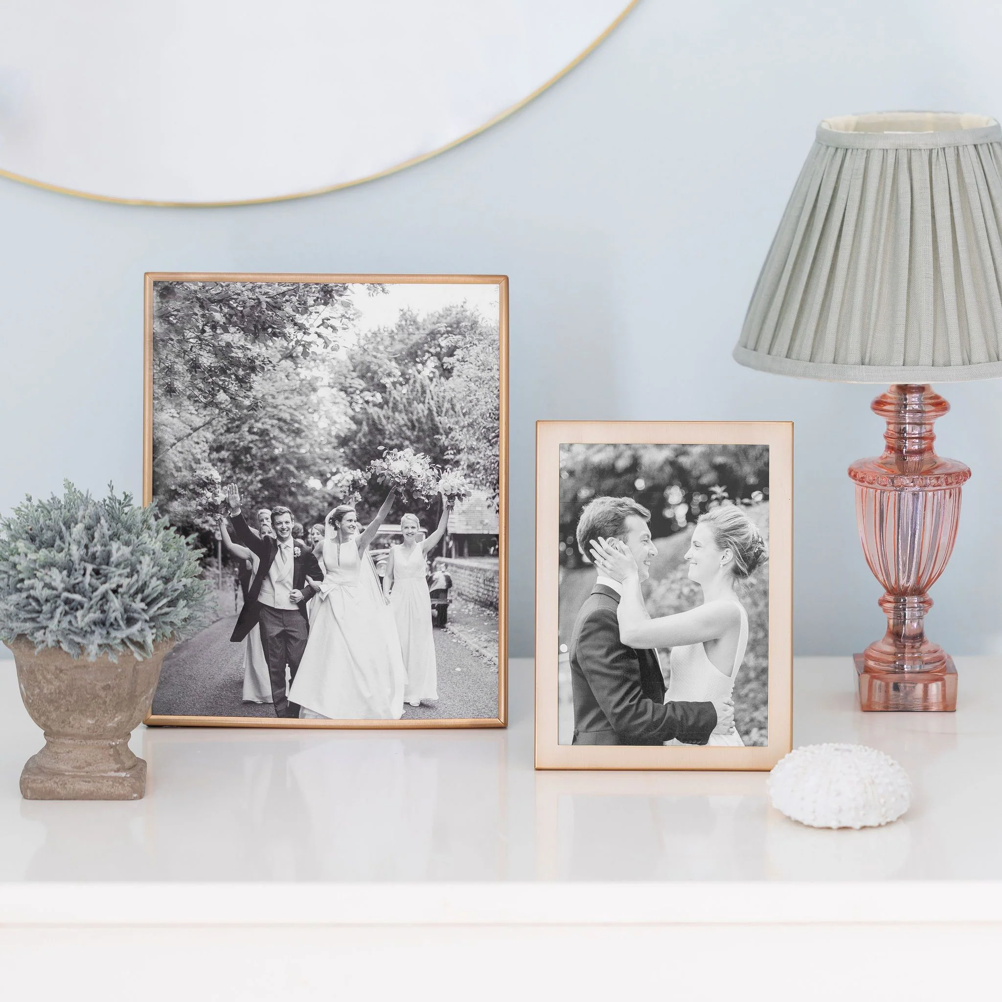 Fine Matte Gold Photo Frame - Image 3
