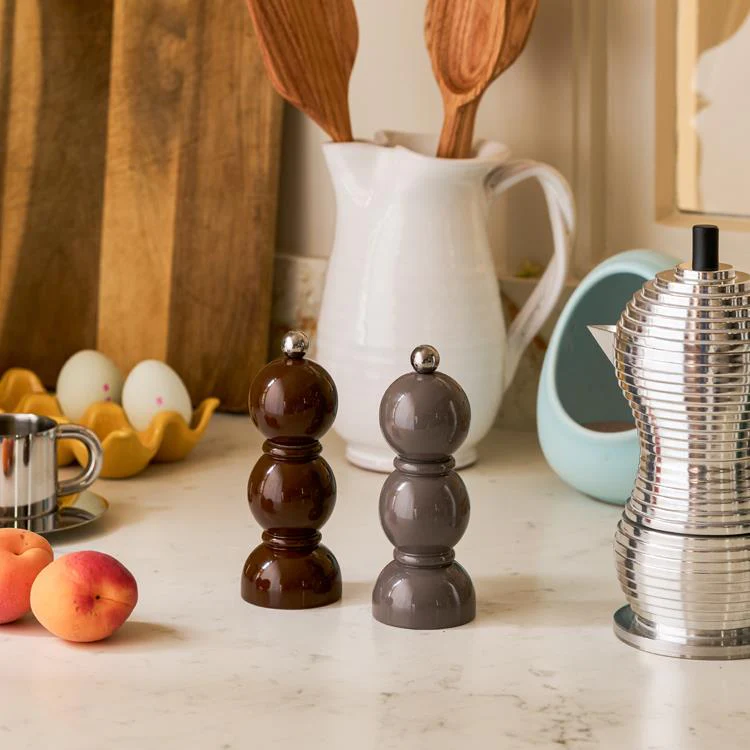 Mink Mini Bob Salt or Pepper Mill - Image 4