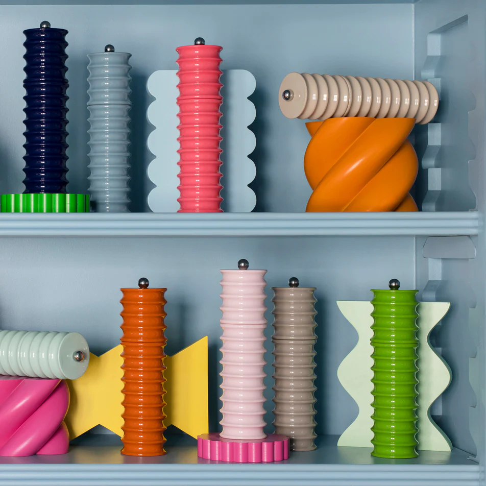 Pale Pink Twister Salt and Pepper Mill - Image 2