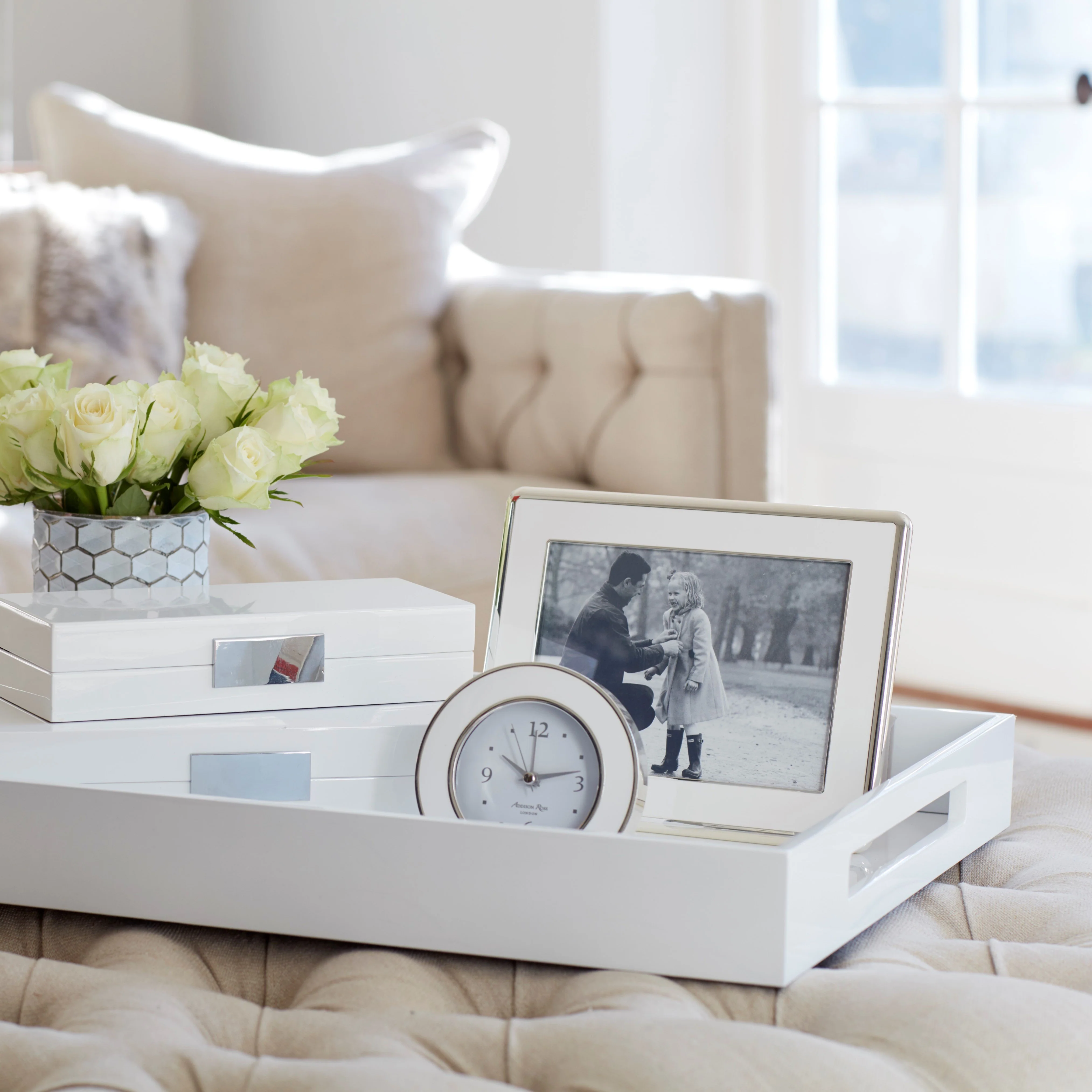 White Large Lacquered Ottoman Tray - Image 4